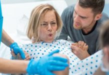 Noční můra, nebo kouzelný zázrak zrození? Přečtěte si, co vás během porodu čeká