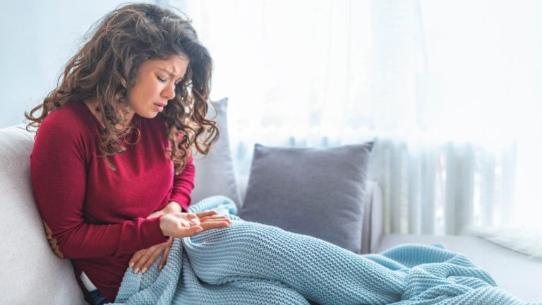 Premenstruační syndrom. Svými příznaky může připomínat i těhotenství Premenstruační syndrom. Svými příznaky může připomínat i těhotenství