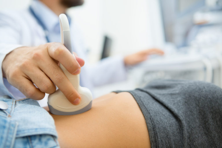 Ultrazvuk miminka je běžnou součástí prenatální péče. Víte, kolikrát probíhá a co zjišťuje?