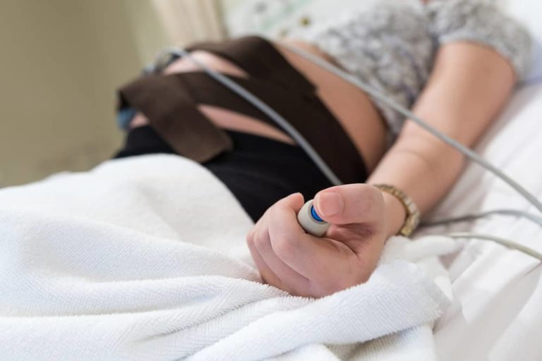 Oxytocin je důležitý pro budování vztahů a reprodukci. Jakou roli hraje u porodu? Oxytocin je důležitý pro budování vztahů a reprodukci. Jakou roli hraje u porodu?